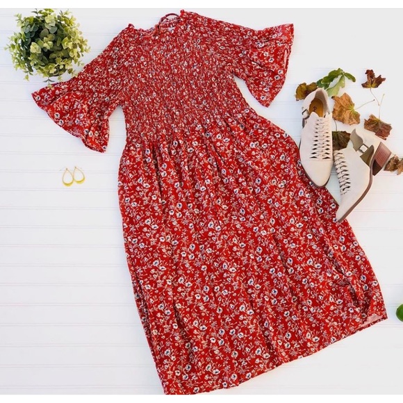 Roolee Dresses & Skirts - Floral Smock Dress